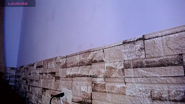 DaraKat18 online show from November 22, 2025, 11:04 pm