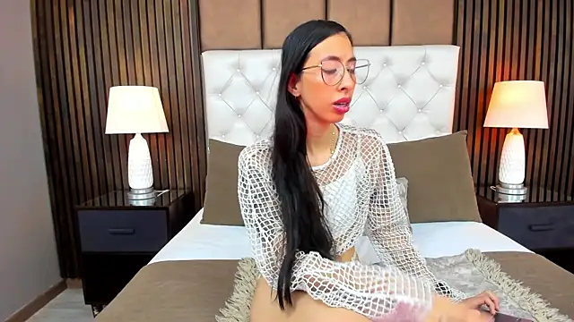 Snapshot of Kendal_Foxxx chatting on November 13, 2025, 11:42 am Kendal Foxxx online show from November 13, 2025, 11:42 am