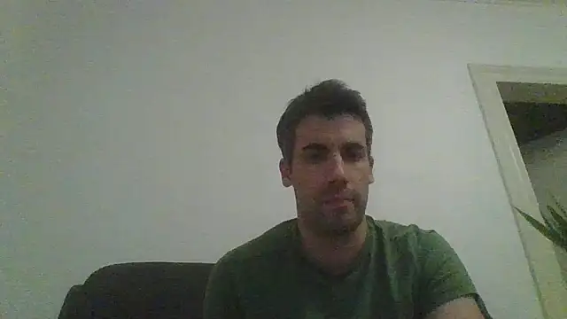 Snapshot of JulioIsHere4you chatting on November 30, 2025, 11:20 pm JulioIsHere4you online show from November 30, 2025, 11:20 pm