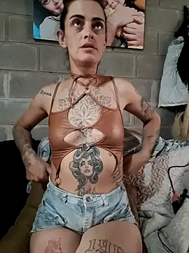 Almendrasexy online show from November 9, 2025, 7:45 pm