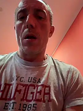 Snapshot of ruberofre chatting on September 28, 2025, 5:57 am ruberofre online show from September 28, 2025, 5:57 am