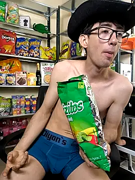 Snapshot of JoyBoy2003j chatting on September 20, 2025, 12:11 am JoyBoy2003j online show from September 20, 2025, 12:11 am