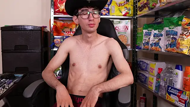 Snapshot of JoyBoy2003j chatting on September 27, 2025, 11:54 pm JoyBoy2003j online show from September 27, 2025, 11:54 pm