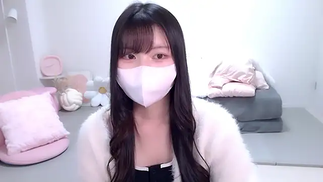 moka-neko online show from November 14, 2025, 5:22 pm