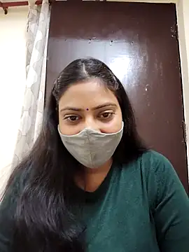 Kajal-baby07 online show from December 18, 2025, 4:24 pm