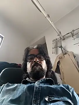 malhotra21 online show from October 29, 2025, 9:55 am