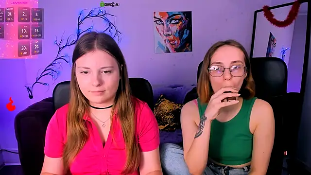 melani bumm online show from November 26, 2025, 6:42 pm