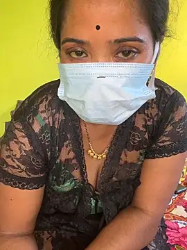 Snapshot of Sexyhotcouples22 chatting on December 4, 2025, 10:02 am Sexyhotcouples22 online show from December 4, 2025, 10:02 am