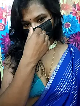 Snapshot of Divya_Spandhana_90 chatting on October 17, 2025, 6:32 pm Divya Spandhana 90 online show from October 17, 2025, 6:32 pm