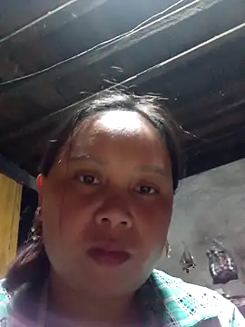 Snapshot of -Kitty-92 chatting on September 14, 2025, 1:10 pm -Kitty-92 online show from September 14, 2025, 1:10 pm