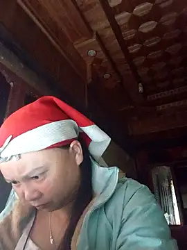 -Kitty-92 online show from November 4, 2025, 10:42 pm