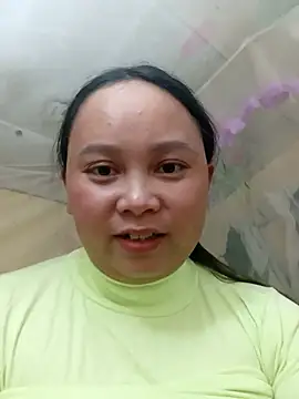 -Kitty-92 online show from November 23, 2025, 1:11 pm