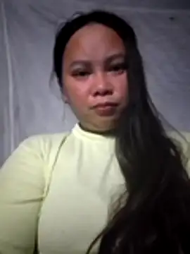 -Kitty-92 online show from December 1, 2025, 11:10 pm