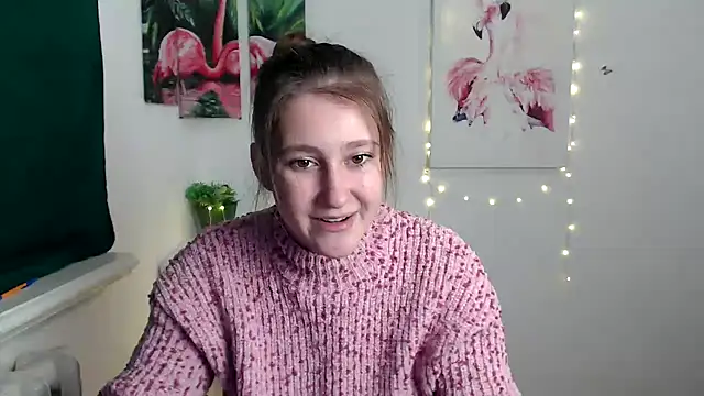 Snapshot of Milka_kamila chatting on October 1, 2025, 12:33 pm Milka kamila online show from October 1, 2025, 12:33 pm