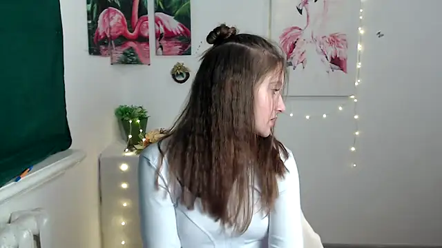 Snapshot of Milka_kamila chatting on October 2, 2025, 12:23 pm Milka kamila online show from October 2, 2025, 12:23 pm