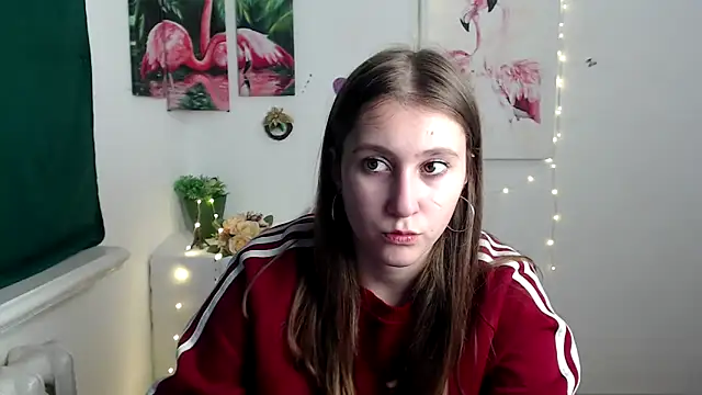 Snapshot of Milka_kamila chatting on October 8, 2025, 10:24 am Milka kamila online show from October 8, 2025, 10:24 am