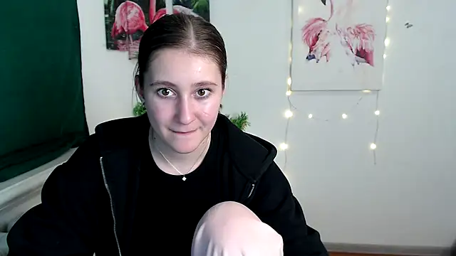 Milka kamila online show from November 13, 2025, 3:55 pm