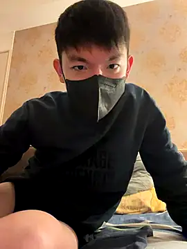 kaikai1335 online show from December 14, 2025, 8:20 am