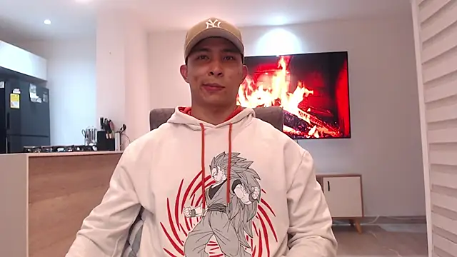 Snapshot of Auron_Demon01 chatting on September 10, 2025, 4:34 am Auron Demon01 online show from September 10, 2025, 4:34 am