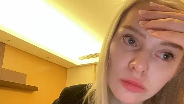 Nyssix online show from November 21, 2025, 9:13 pm