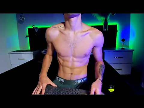 eriikjoness online show from November 30, 2025, 1:48 pm