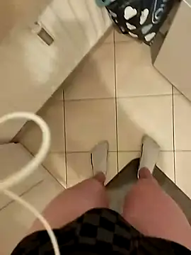 Snapshot of boytwink7 chatting on December 2, 2025, 6:14 pm boytwink7 online show from December 2, 2025, 6:14 pm