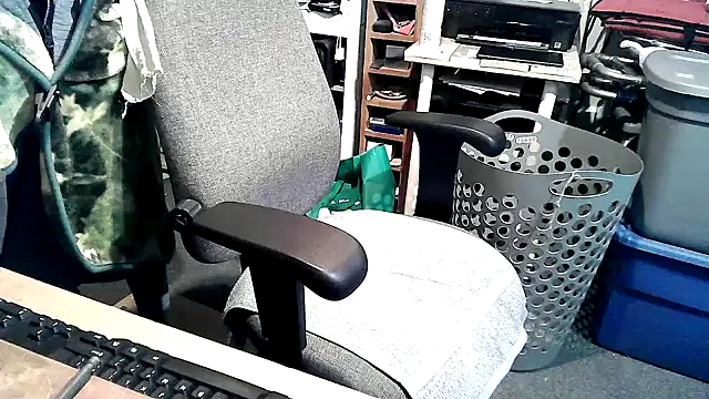 georgew62 online show from October 5, 2025, 12:31 am