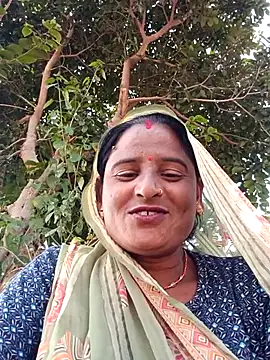 Snapshot of Mamta_cut25A chatting on October 14, 2025, 4:35 am Mamta cut25A online show from October 14, 2025, 4:35 am