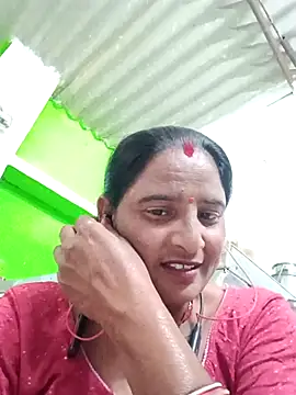Snapshot of Mamta_cut25A chatting on October 18, 2025, 4:59 am Mamta cut25A online show from October 18, 2025, 4:59 am