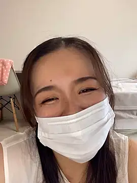 Snapshot of NATSUMI00 chatting on September 24, 2025, 5:55 am NATSUMI00 online show from September 24, 2025, 5:55 am