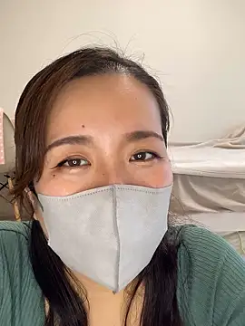 Snapshot of NATSUMI00 chatting on September 29, 2025, 5:34 am NATSUMI00 online show from September 29, 2025, 5:34 am