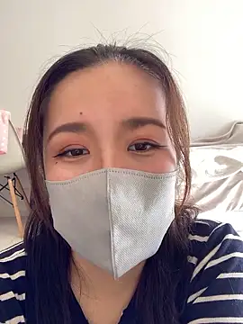 Snapshot of NATSUMI00 chatting on September 30, 2025, 5:34 am NATSUMI00 online show from September 30, 2025, 5:34 am