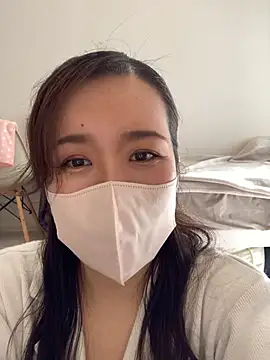 Snapshot of NATSUMI00 chatting on October 1, 2025, 5:35 am NATSUMI00 online show from October 1, 2025, 5:35 am