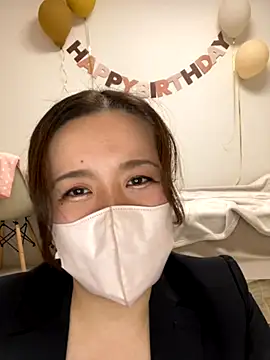 Snapshot of NATSUMI00 chatting on October 11, 2025, 11:53 am NATSUMI00 online show from October 11, 2025, 11:53 am