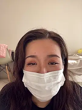 Snapshot of NATSUMI00 chatting on October 14, 2025, 5:41 am NATSUMI00 online show from October 14, 2025, 5:41 am