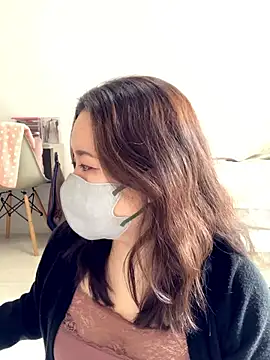 Snapshot of NATSUMI00 chatting on November 2, 2025, 5:32 am NATSUMI00 online show from November 2, 2025, 5:32 am