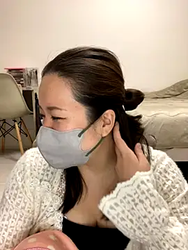 Snapshot of NATSUMI00 chatting on November 8, 2025, 3:34 pm NATSUMI00 online show from November 8, 2025, 3:34 pm