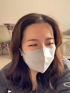 Snapshot of NATSUMI00 chatting on November 11, 2025, 6:02 am NATSUMI00 online show from November 11, 2025, 6:02 am