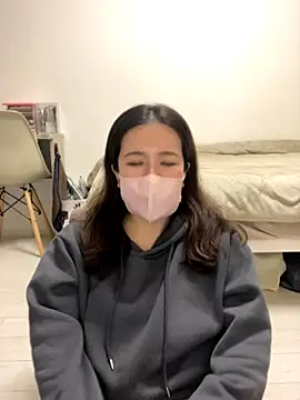 Snapshot of NATSUMI00 chatting on November 26, 2025, 3:35 pm NATSUMI00 online show from November 26, 2025, 3:35 pm