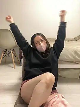 Snapshot of NATSUMI00 chatting on November 27, 2025, 3:36 pm NATSUMI00 online show from November 27, 2025, 3:36 pm