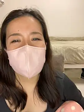 Snapshot of NATSUMI00 chatting on December 3, 2025, 3:10 pm NATSUMI00 online show from December 3, 2025, 3:10 pm