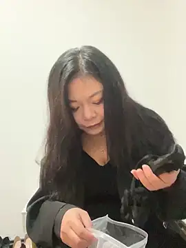 Snapshot of smgirls chatting on November 6, 2025, 10:05 am smgirls online show from November 6, 2025, 10:05 am