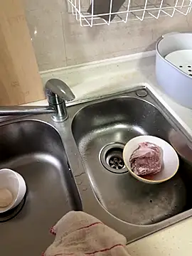 Snapshot of smgirls chatting on December 14, 2025, 4:07 am smgirls online show from December 14, 2025, 4:07 am