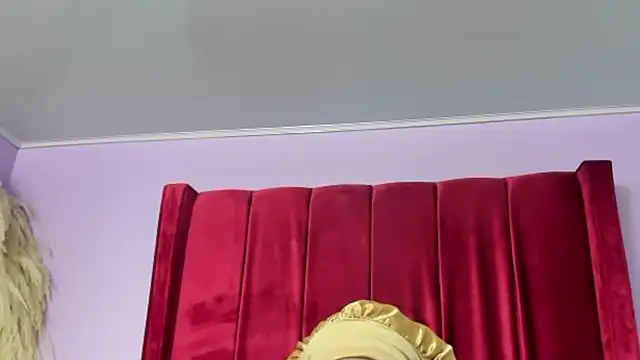 Snapshot of MarianRosse chatting on November 29, 2025, 5:05 pm MarianRosse online show from November 29, 2025, 5:05 pm