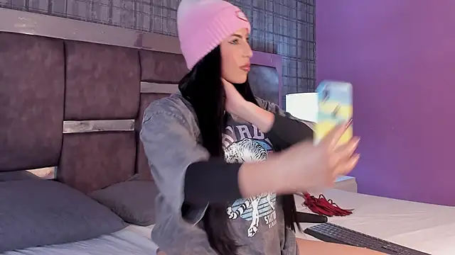 AmaaraRosse online show from October 25, 2025, 2:35 pm