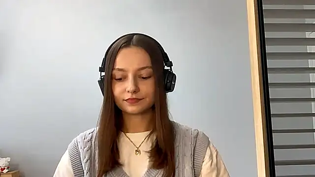 Snapshot of SoulHiperAgne_ chatting on September 23, 2025, 2:31 pm SoulHiperAgne online show from September 23, 2025, 2:31 pm