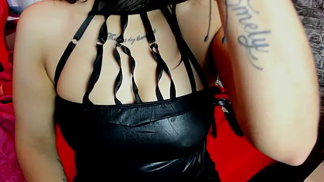 NaomyAngel online show from November 28, 2025, 11:46 am