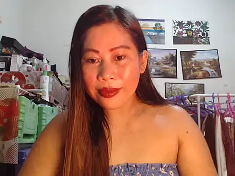 filipina beauty online show from December 4, 2025, 5:54 pm