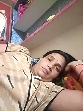 Hot-kal93 online show from September 18, 2025, 6:43 pm