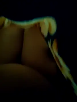 bitch-horny online show from November 25, 2025, 2:06 pm